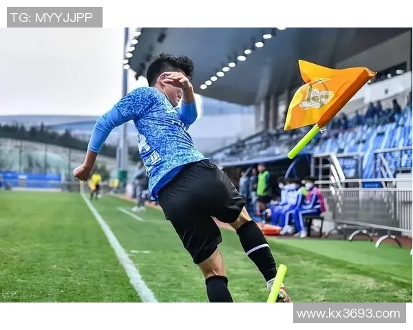 足球新星库尔特展现非凡实力成就未来之星推动球队再创辉煌